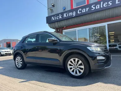 Used VW T-Roc SE 150 HP (110 kW) 2019 Deep black pearl SUV