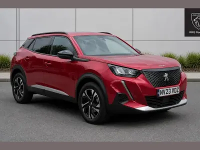 Used Peugeot 2008 Allure+ 100 HP (73 kW) 2023 Red SUV