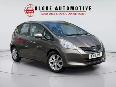 Second-hand Honda Jazz ES 100 CP (73 kW) 2011 Argintiu Hatchback