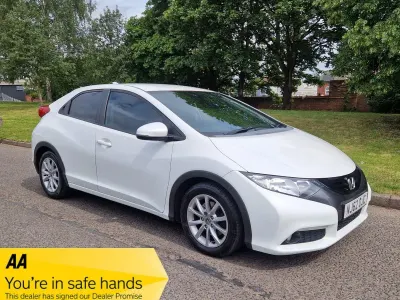 Used Honda Civic ES 2012 White Hatchback