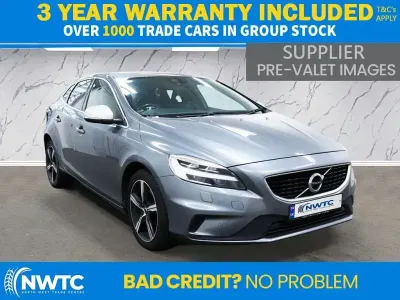 Used Volvo V40 R-Design 122 HP (89 kW) 2019 Grey Hatchback