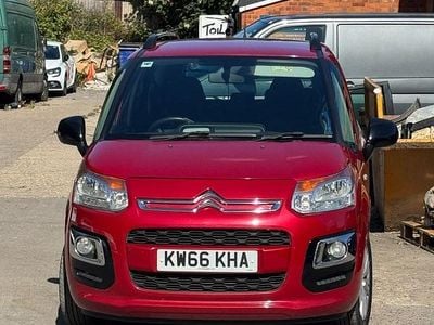 Used Citroën C3 2017 Red MPV