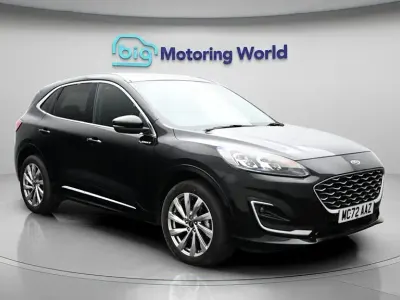 Usado Ford Kuga Vignale 190 CV (139 kW) 2023 Negro SUV