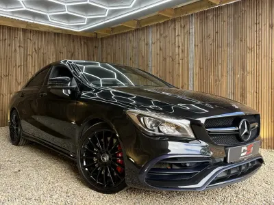 Usado Mercedes CLA45 AMG 2018 Preto Sedan