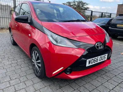 Used Toyota Aygo X-play 69 HP (50 kW) 2017 Red Hatchback