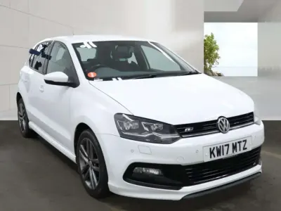 Second-hand VW Polo R-line 110 CP (80 kW) 2017 Alb Hatchback