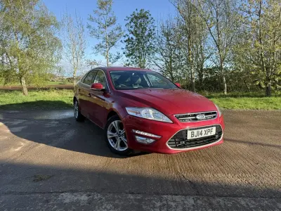 Używany Ford Mondeo Business Edition 163 KM (119 kW) 2014 Czerwony Hatchback