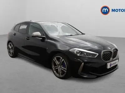 Usado BMW M135 306 CV (225 kW) 2023 Negro Utilitario