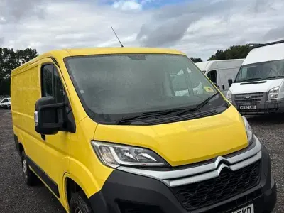 Used Citroën Relay 120 HP (88 kW) 2020 Yellow Van