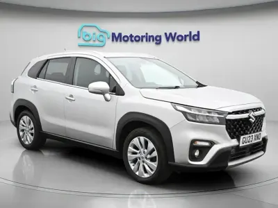 Usado Suzuki SX4 S-Cross 129 CV (94 kW) 2023 Plateado SUV