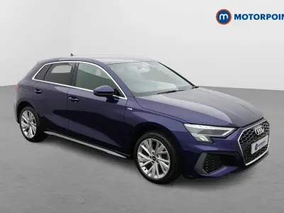 Begagnad Audi A3 e-tron S-Line 2023 Blå Halvkombi