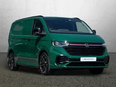 New VW T7 Sportline 170 HP (125 kW) 2026 Green Van