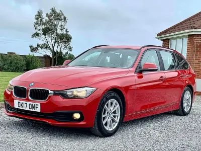 Used BMW 320 Efficient Dynamics 2017 Red Estate