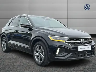 Usado VW T-Roc R-line 150 CV (110 kW) 2025 Negro SUV