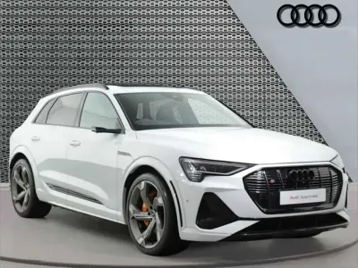 Used Audi e-tron Advanced 369 kW (503 HP) 2022 White SUV