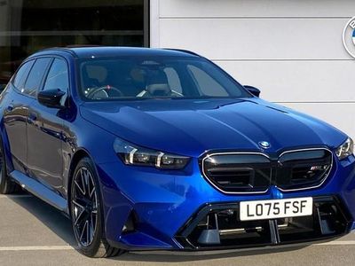 Begagnad BMW M5 Comfort Edition 717 HK (527 kW) 2026 Blå Kombi
