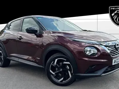 Used Nissan Juke N-Connecta 143 HP (105 kW) 2023 Red SUV