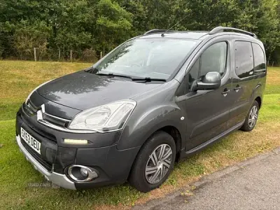 Used Citroën Berlingo XTR 92 HP (67 kW) 2013 Grey MPV