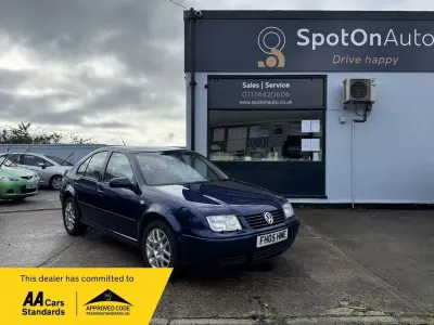 Used VW Bora Highline 130 HP (95 kW) 2005 Blue Sedan