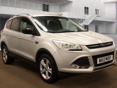 Käytetty Ford Kuga Zetec 140 HP (102 kW) 2013 Katumaasturi