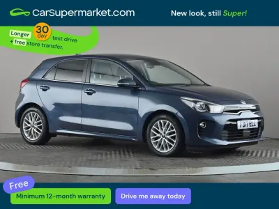 Begagnad Kia Rio 2017 Blå Halvkombi