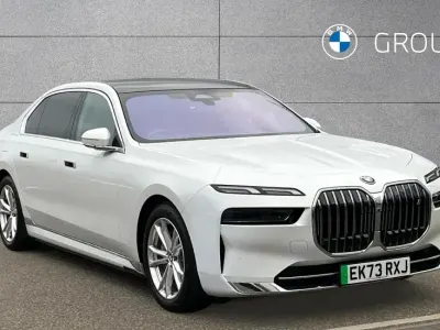 Usado BMW i7 Comfort Edition 400 kW (544 CV) 2023 Blanco Berlina