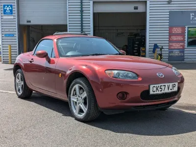 Używany Mazda MX5 126 KM (92 kW) 2007 Czerwony Kabriolet