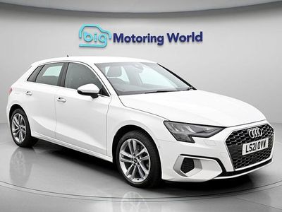 Begagnad Audi A3 Sport 109 HK (80 kW) 2021 Vit Sedan