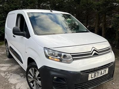 White Used 2021 Citroën Berlingo MPV | £4,999 (Good price)