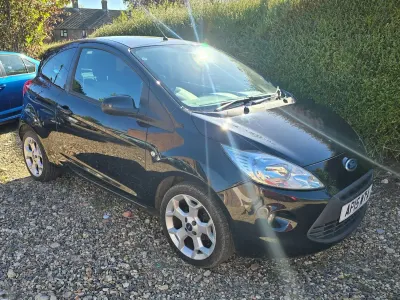 Used Ford Ka Zetec 69 HP (50 kW) 2015 Black Hatchback