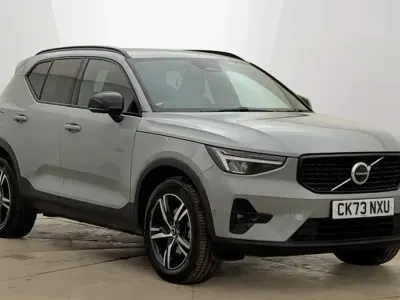 Used Volvo XC40 Plus 161 HP (118 kW) 2023 Grey SUV