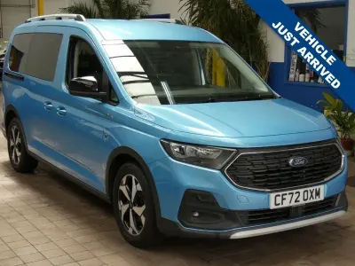 Used Ford Grand Tourneo Connect Active 122 HP (89 kW) 2023 Blue MPV