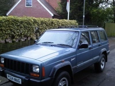 used Jeep Cherokee 2.5