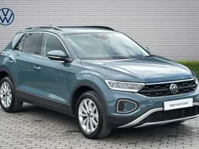 Used VW T-Roc Match 150 HP (110 kW) 2025 Blue SUV