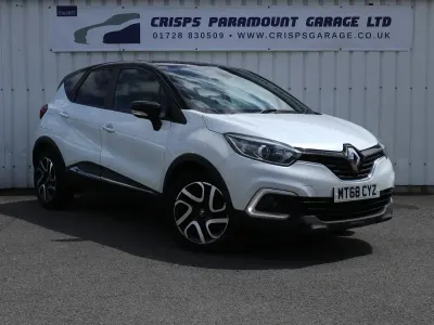 Used Renault Captur Iconic 90 HP (66 kW) 2019 White SUV