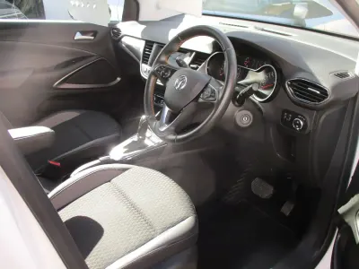 Second-hand Vauxhall Crossland X Elite 120 CP (88 kW) 2020 Alb SUV
