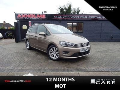 Used VW Golf Sportsvan SE 2015 Gold MPV
