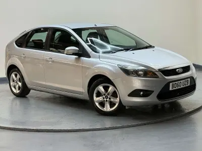 Used Ford Focus Zetec 2011 Silver Hatchback