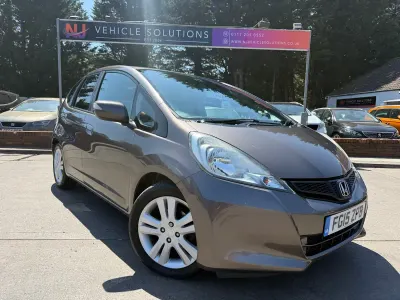 Used Honda Jazz ES 2015 Brown Hatchback
