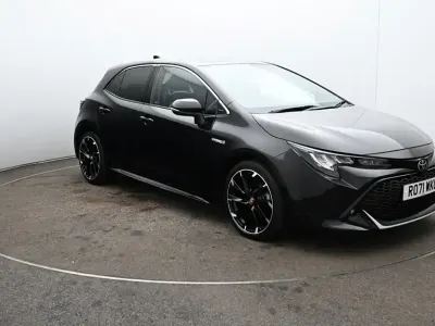 Używany Toyota Corolla Sport 122 KM (89 kW) 2021 Czarny Hatchback