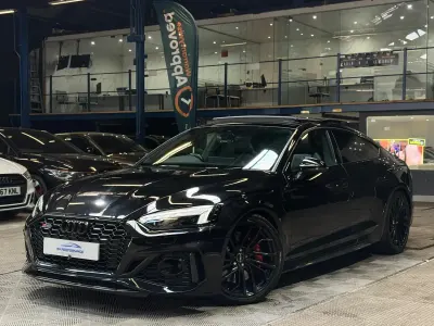 Usado Audi RS5 Sportback Comfort 450 HP (330 kW) 2020 Preto Citadino