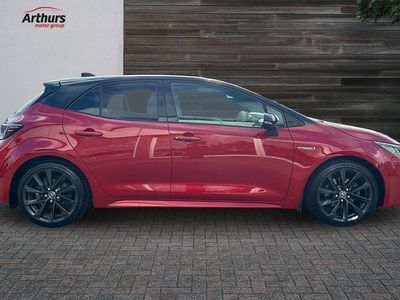 Used Toyota Corolla 181 HP (133 kW) 2019 Red/black Hatchback