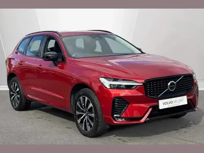 Used Volvo XC60 Plus 194 HP (142 kW) 2022 Red SUV