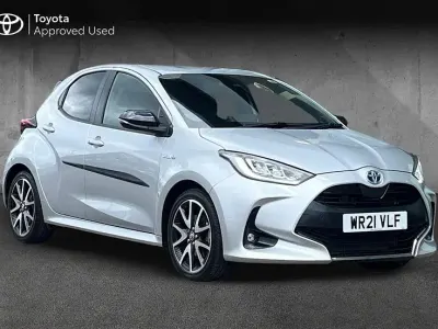 Used Toyota Yaris 116 HP (85 kW) 2021 Silver Hatchback