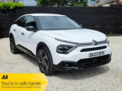 Used Citroën C4 PureTech 102 HP (75 kW) 2023 White SUV