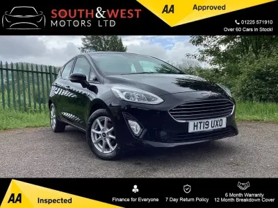 Usado Ford Fiesta Zetec 100 HP (73 kW) 2019 Preto Citadino