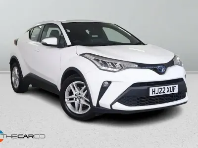 Used Toyota C-HR 122 HP (89 kW) 2022 White SUV