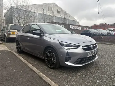 Usado Vauxhall Corsa Ultimate 100 HP (73 kW) 2022 Cinzento Citadino