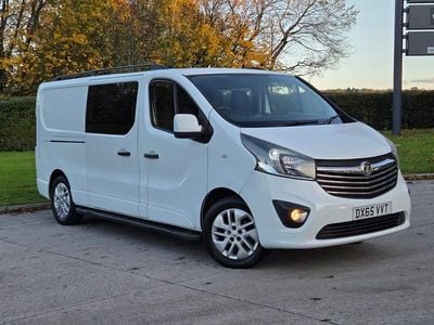 White Used 2015 Vauxhall Vivaro Sportive MPV | £7,845 (Fair price)