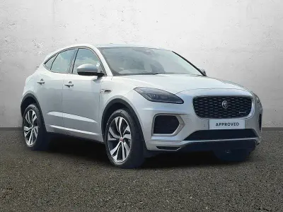 Begagnad Jaguar E-Pace R-Dynamic 309 HK (227 kW) 2022 Silver SUV